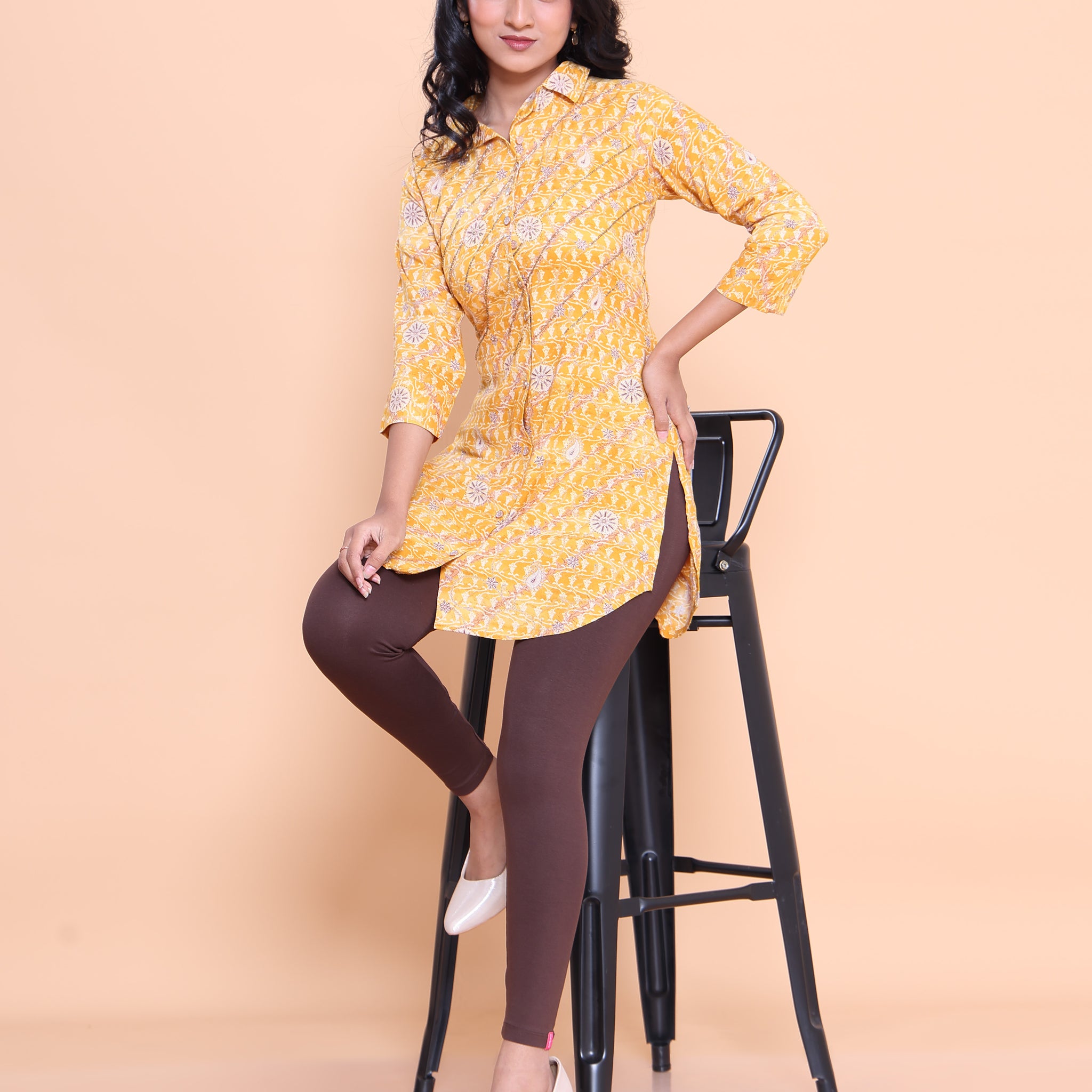 Brown Color Leggings M Size