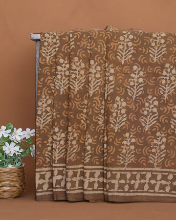 Dabu Cotton Saree with Intricate Floral & Foliage Motifs and Traditional Printed Border - Brown