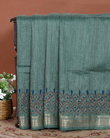 Elegant Kantha Hand Embroidered Saree with Intricate Geometric Motif and Contrast Border - Green