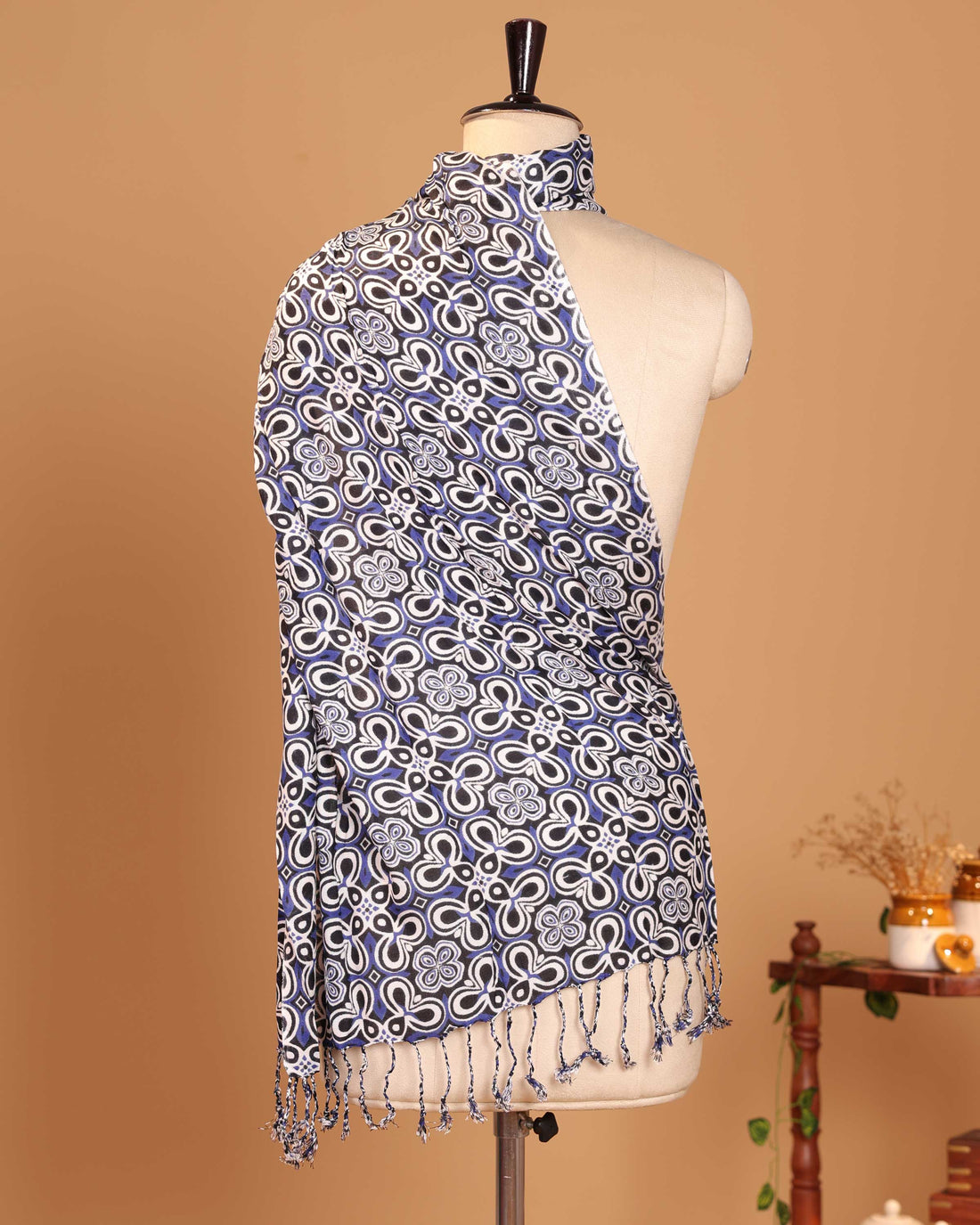 Classic Floral Inspired Women's Stole - Blue