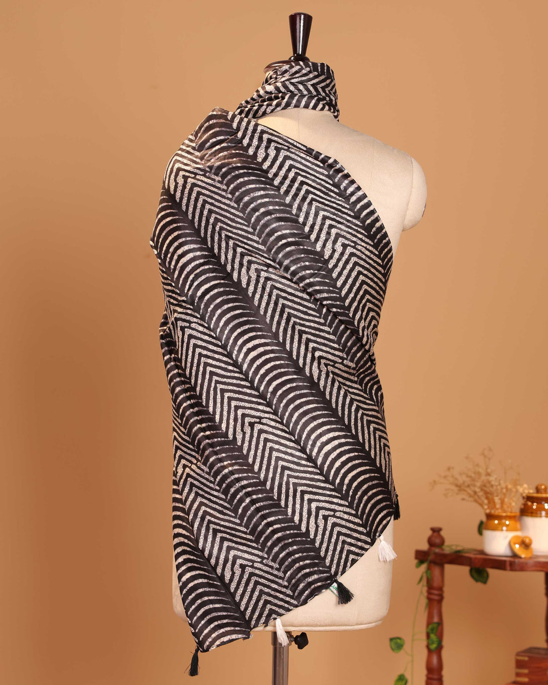Elegant Women’s Chevron Inspired Printed Lightweight Stole and Tassel Detail - Black