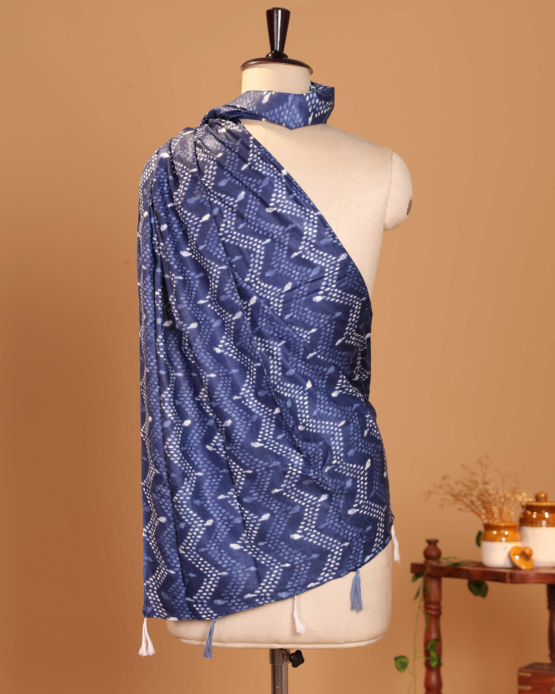 Elegant Women’s Chevron Inspired Printed Lightweight Stole - Navy