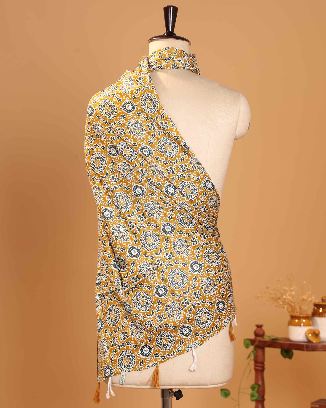 Elegant Women’s Floral & Geometric Motif Printed Dupatta with Traditional Design and Tassel Detailing - Yellow