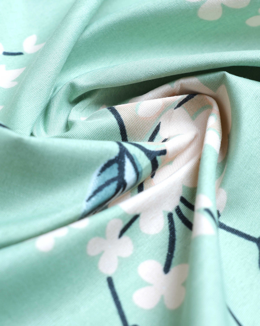 Elegant Floral Print Design Queen Size Bed Cover with Matching Pillow Cover Set - Green