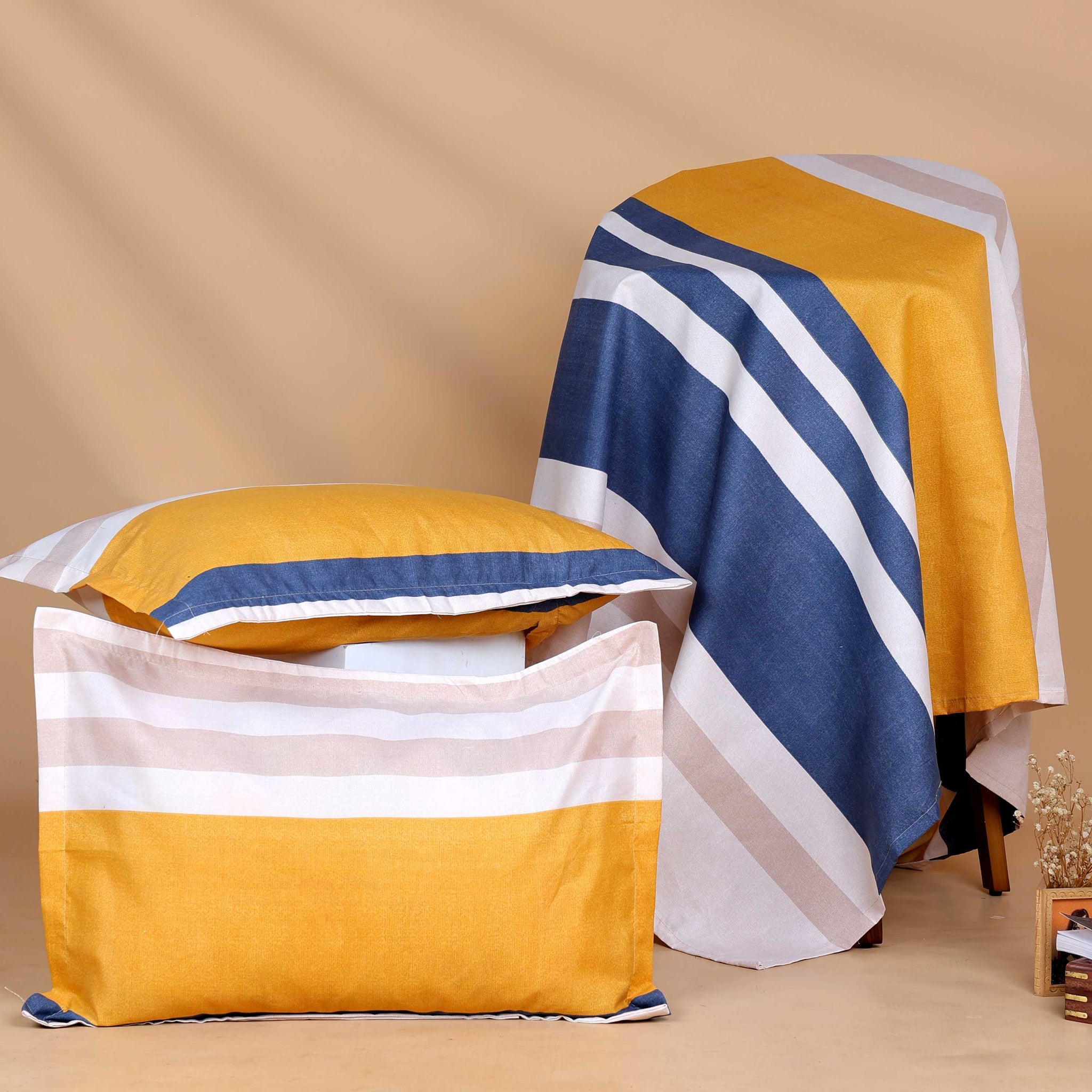 Elegant Striped Pattern Bed Cover with Matching Pillow Cover Set - Multi