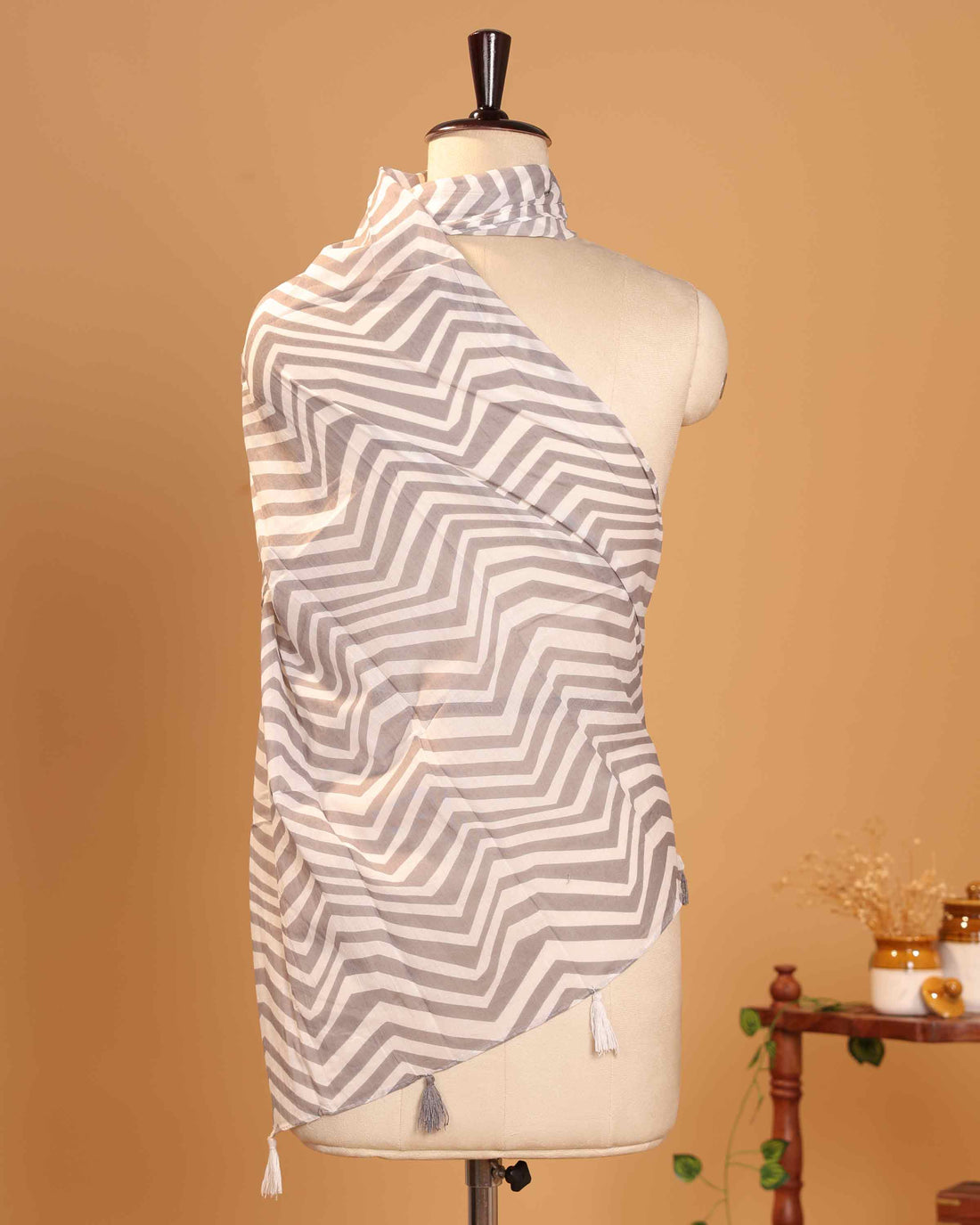 Elegant Women’s Zigzag Woven Dupatta with Handcrafted Tassels and Elegant Drape - Multi