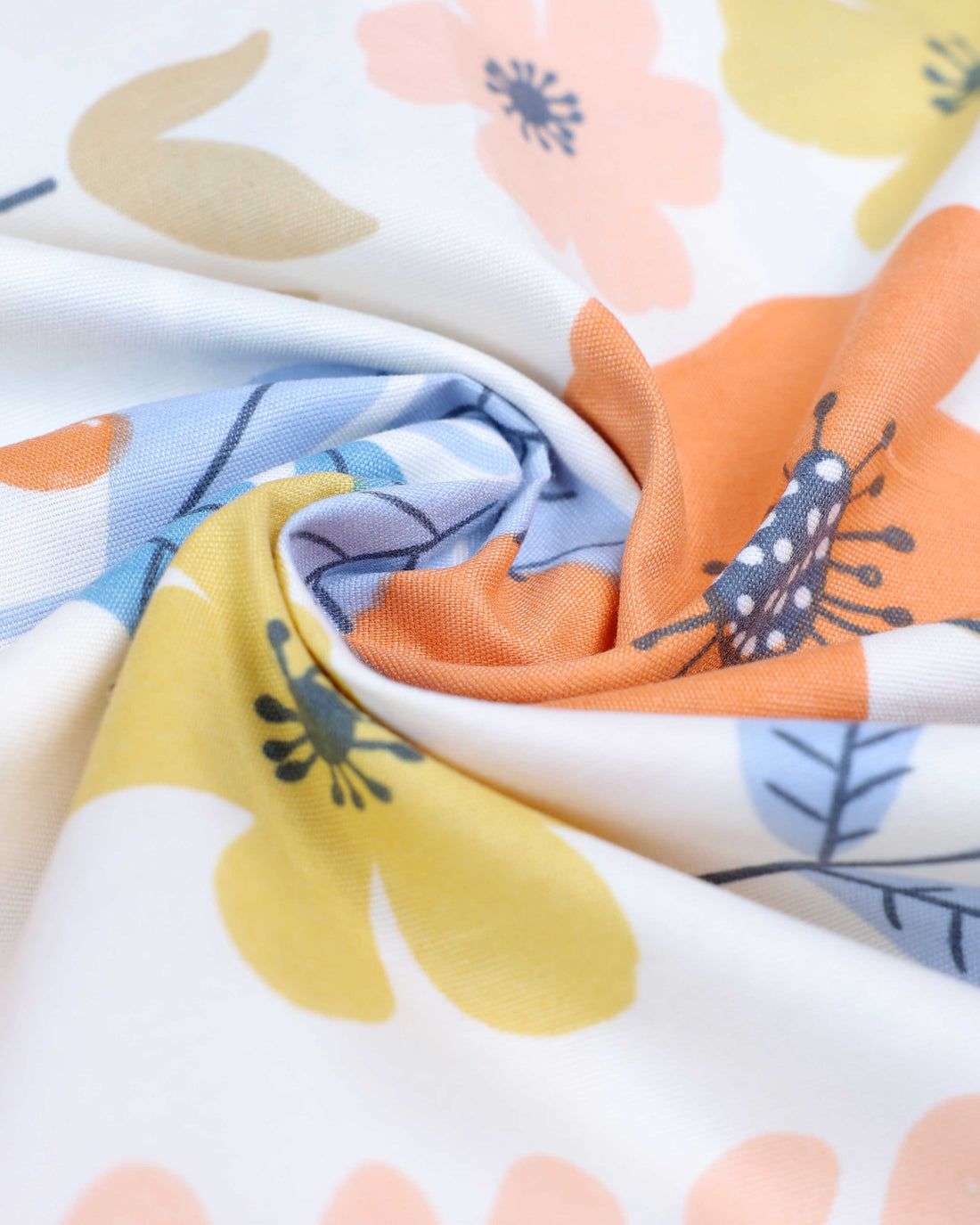 Elegant Floral Print Design Queen Size Bed Cover with Matching Pillow Cover Set - White