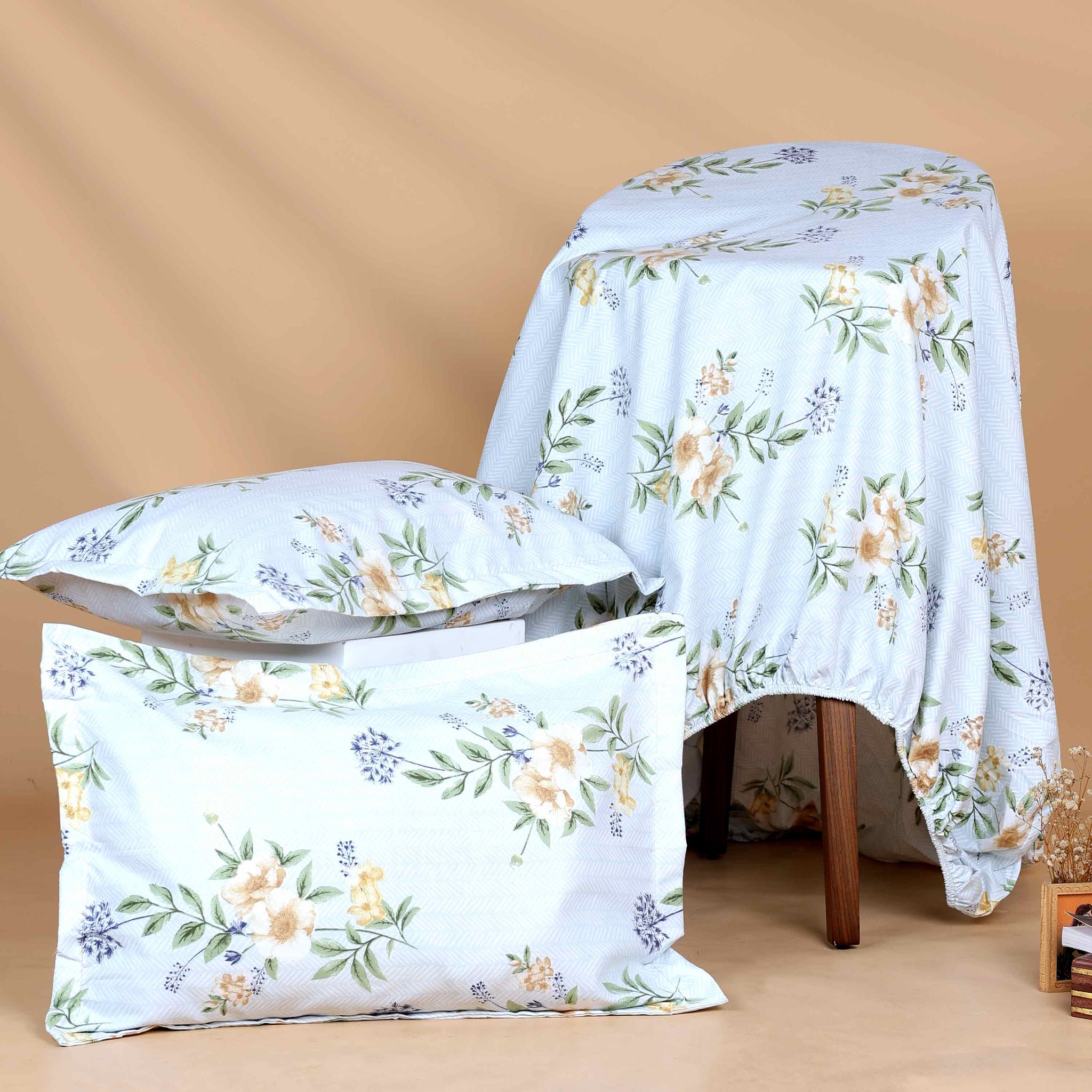 Elegant Floral Pattern Bed Cover with Matching Pillow Cover Set - Blue