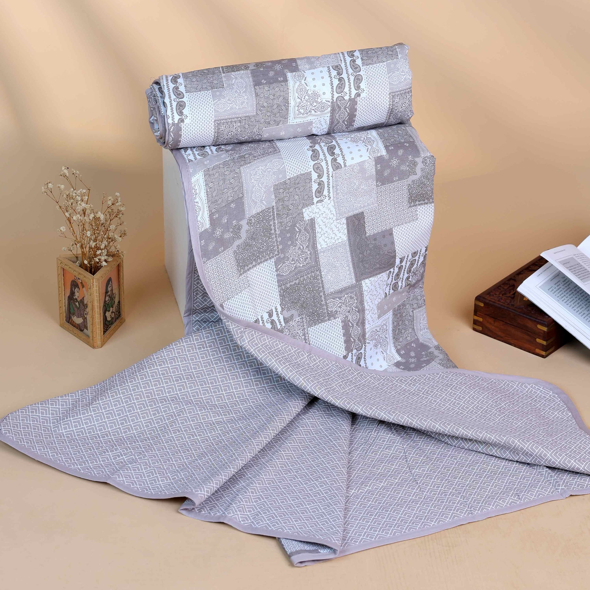 Reversible Cotton Single Quilt in Patchwork and Geometric Design - Multi