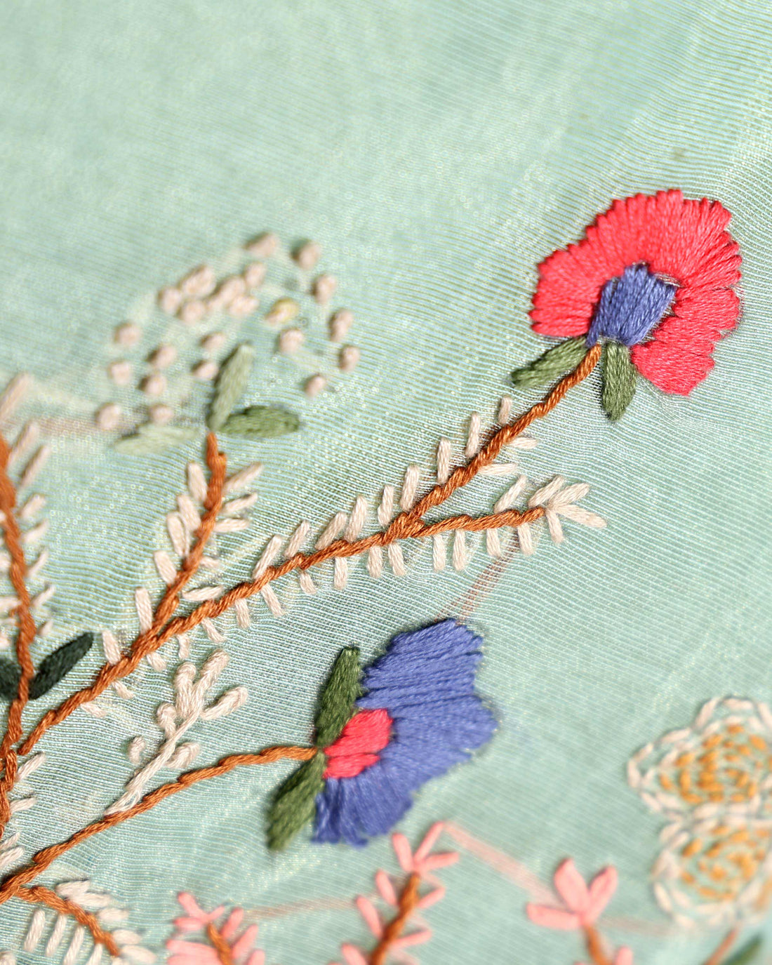 Elegant Hand Embroidered Kantha Work Saree with Delicate Floral Motif and Embroidered Border - Green