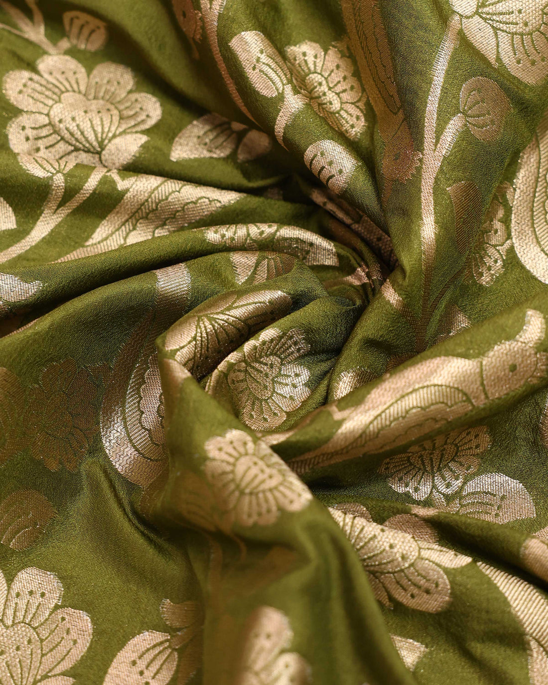 Traditioanl Banarasi Semi Silk Saree with Intricate Floral Motifs &  Zari Woven Border - Green