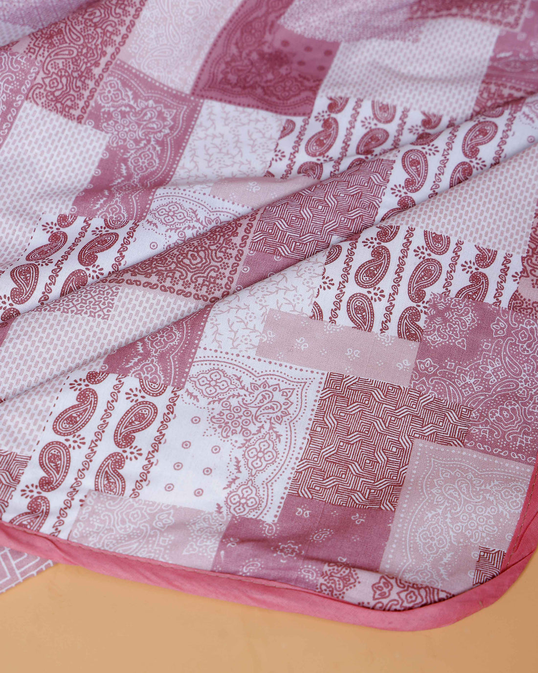 Elegant Patchwork Printed Cotton  Double  Quilt with Intricate Paisley and Geometric Motifs - Pink