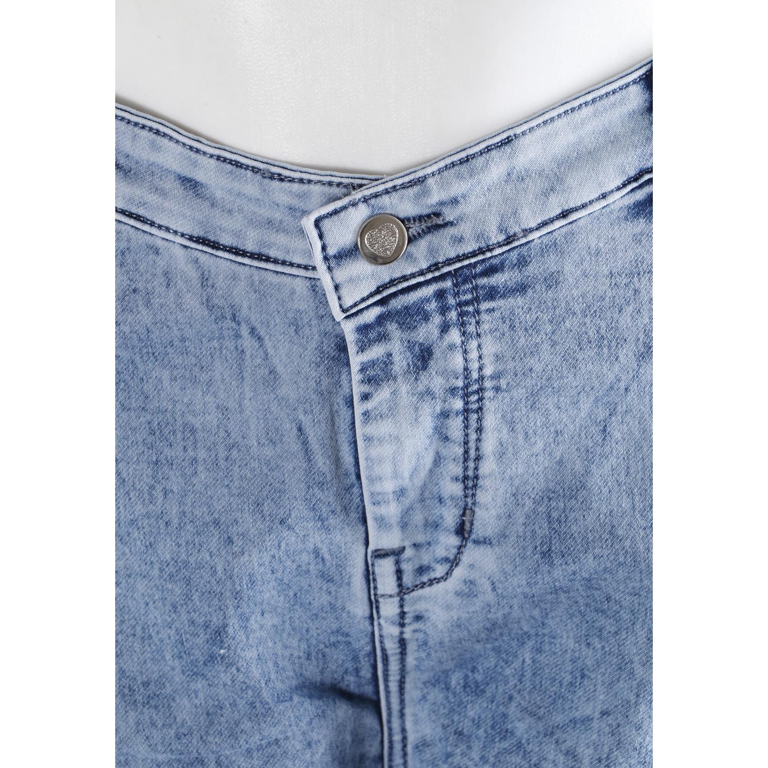 Buy Women Blue Mom Fit Jeans Online