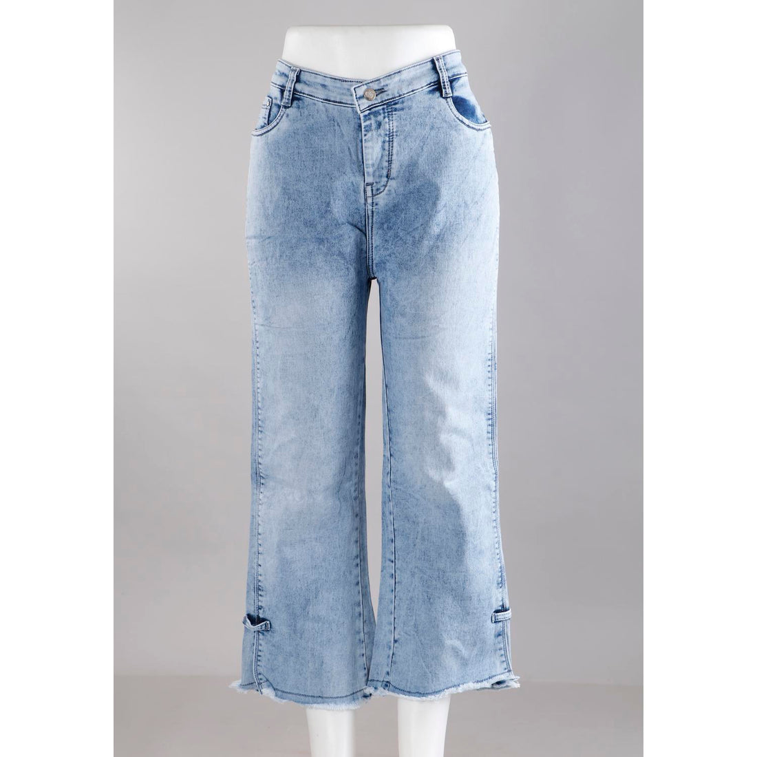 Women Blue Mom Fit Jeans
