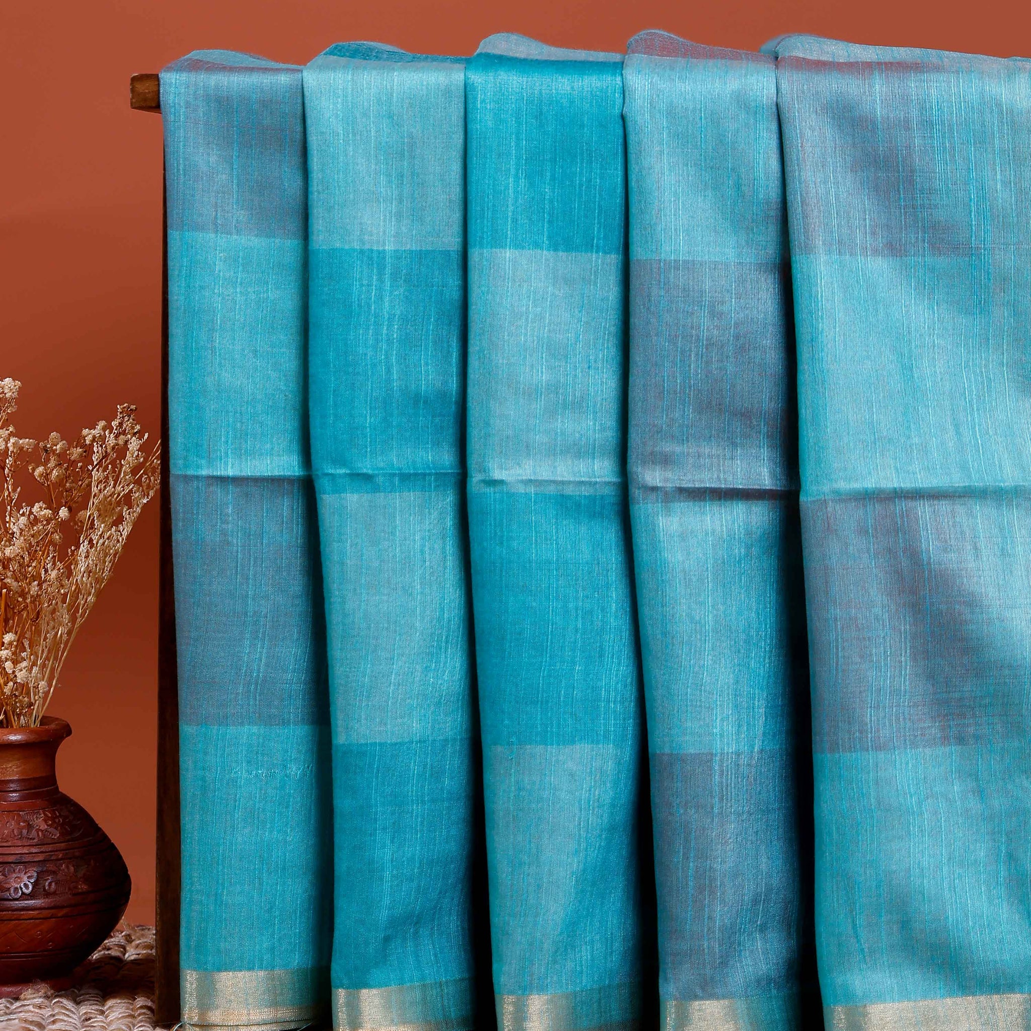 Graceful Semi Silk Saree with Subtle Sheen and Rich Pallu Detail - Blue