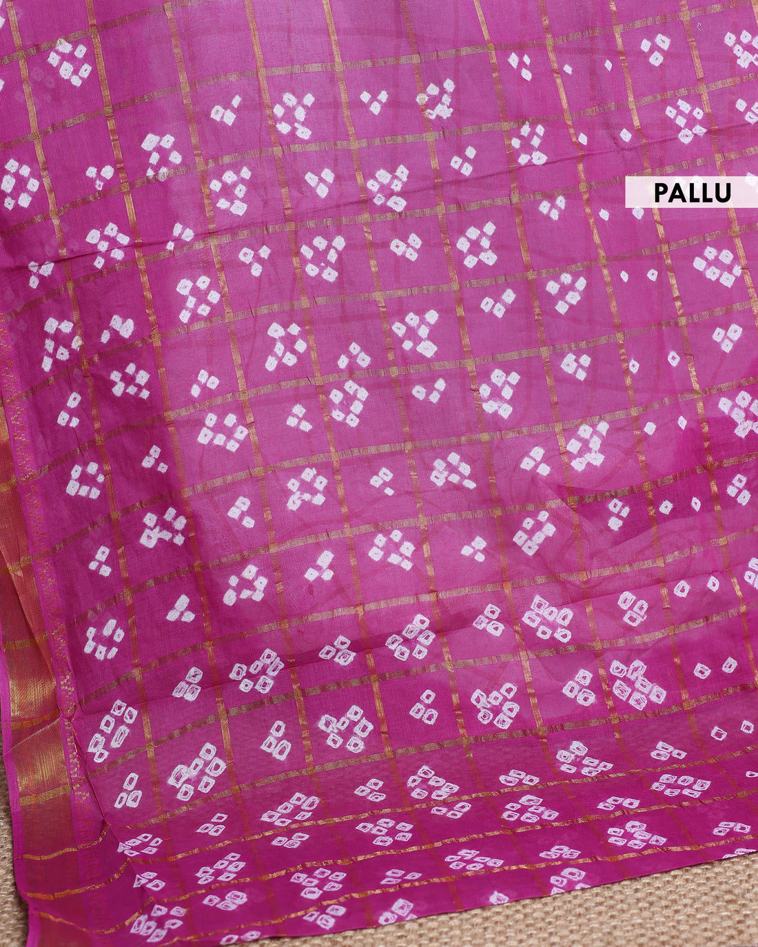 Elegant Zari Woven Bandhani Saree with Checkered Pattern - White