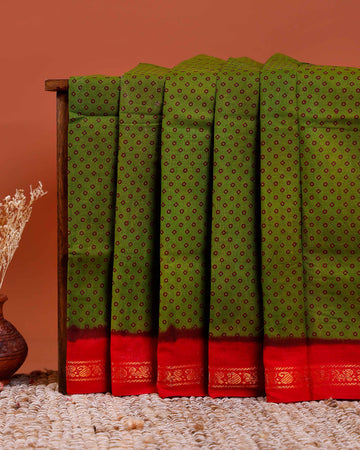 Elegant Sungudi Cotton Saree with Traditional Bandhani Inspired Print -  Green