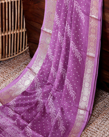 Elegant Dola Silk Saree with Delicate Floral Vine Buti and Intricately Woven Zari Border - Violet