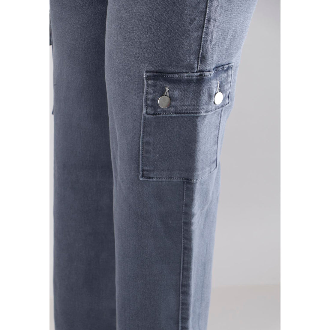 Women Grey Mom Fit Cargo Jeans 2