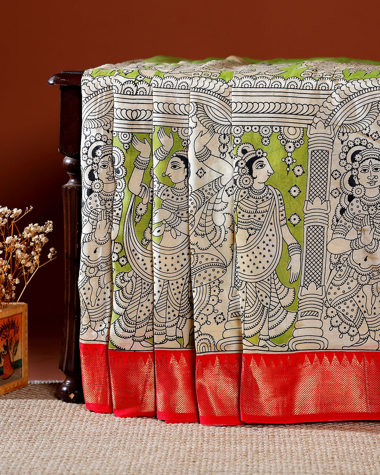Traditional Mangalagiri Kalamkari Cotton Saree with Intricate Floral and Avian Motifs - Green