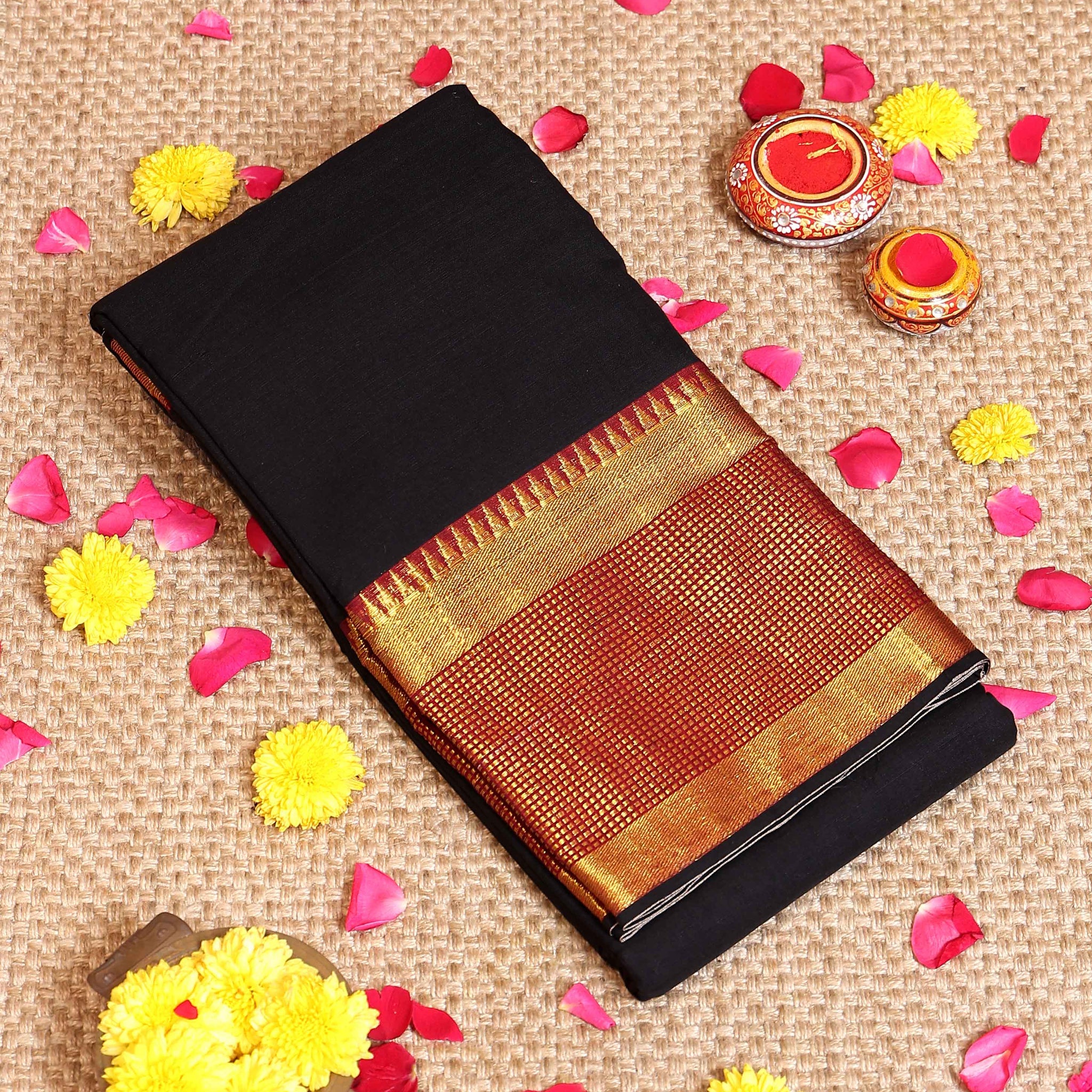 Traditional Handloom Narayanpet Cotton Saree with Traditional Contrast Zari Border - Black
