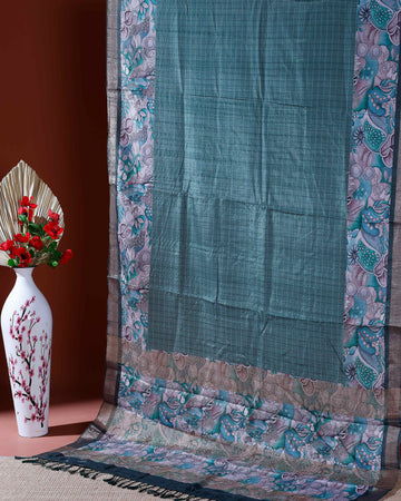 Elegant Kantha Cotton Saree with Subtle Checkered Weave and Artistic Floral Patterned Border - Green