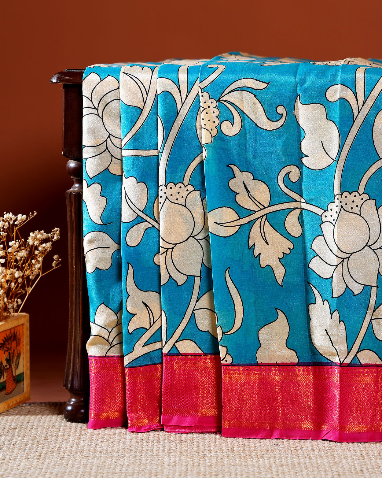 Elegant Mangalagiri Semi Silk Saree with Intricate Floral Motifs and Contrast Border - Blue