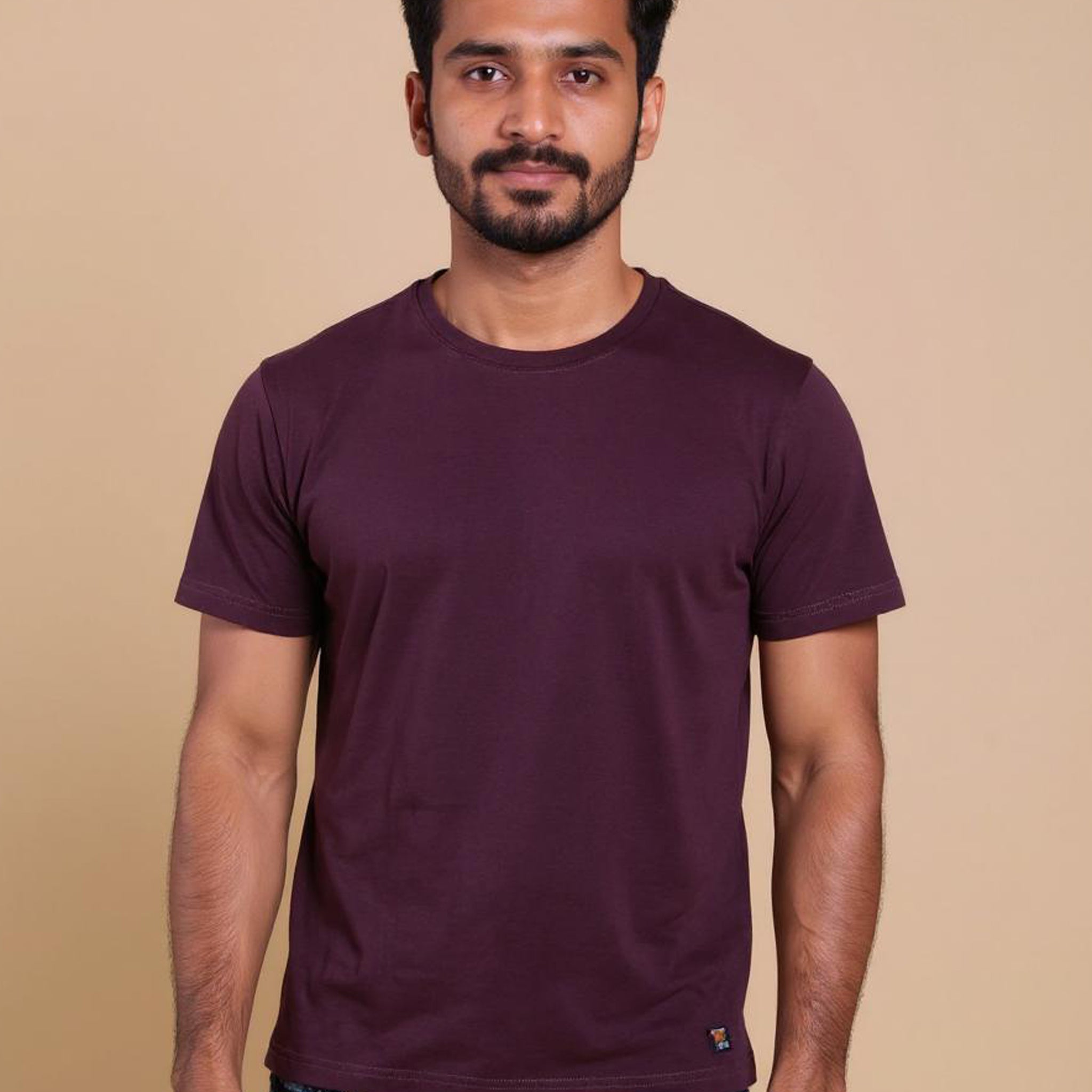 Nativebull Men's Solid Round Neck Half Sleeve Cotton T-Shirt - Maroon