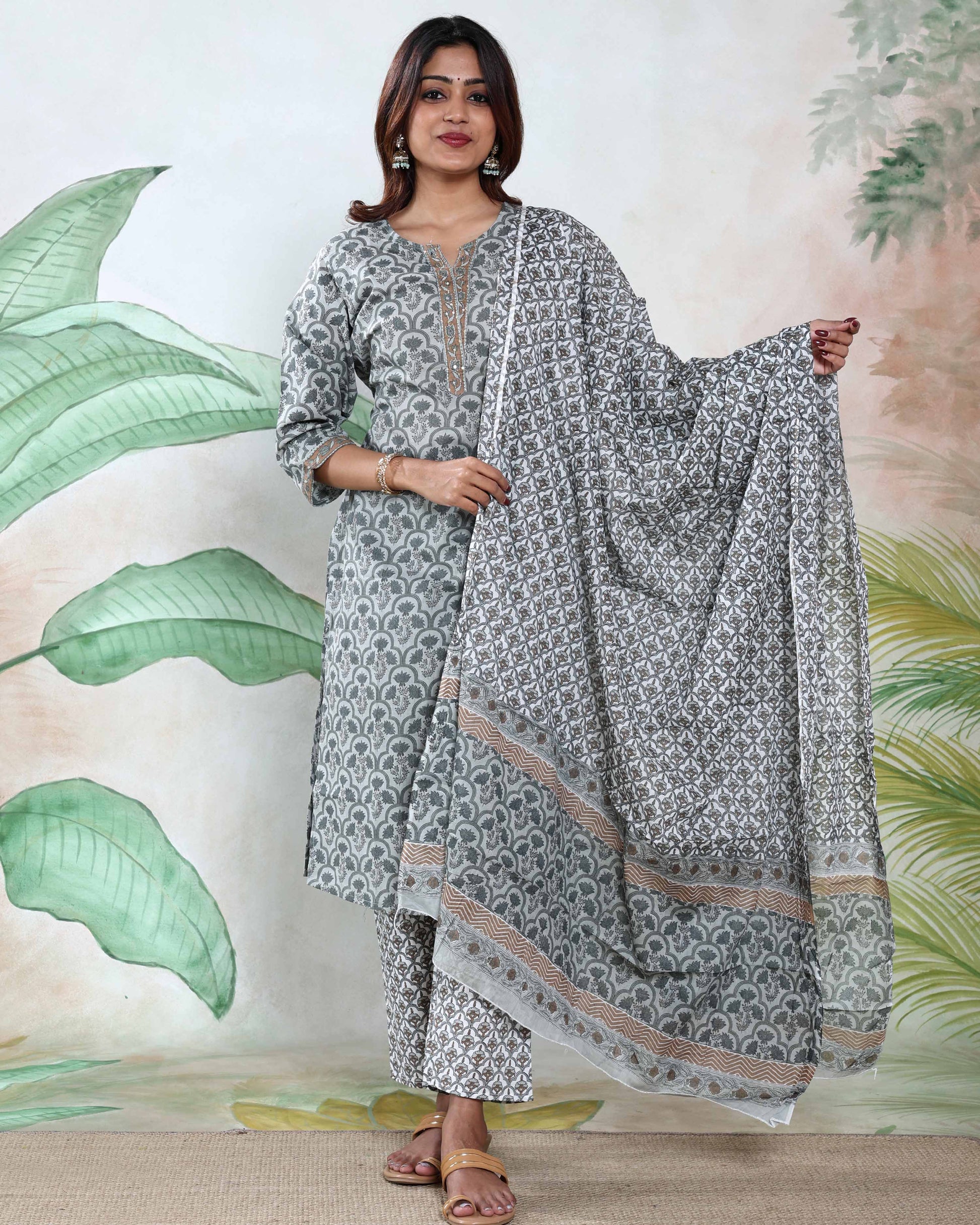Women’s Floral Printed Readymade Salwar Suit Set with Elegant Straight Fit Kurta with Coordinated Bottom and Designer Printed Dupatta, Light Green