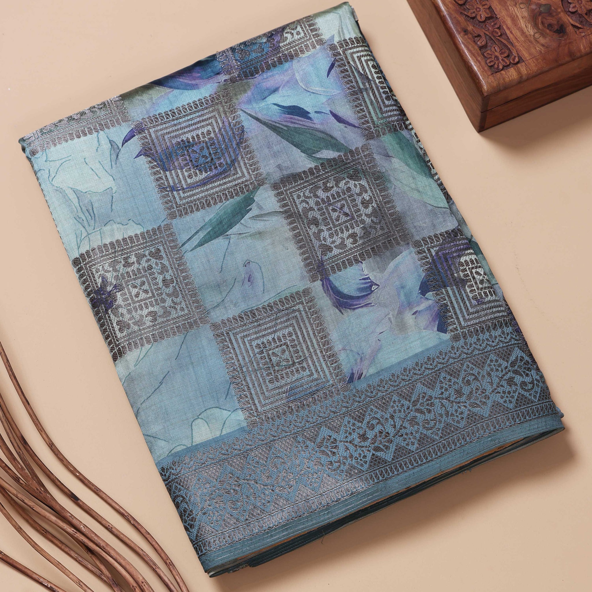 Dola Silk Saree With Woven Border - Multi