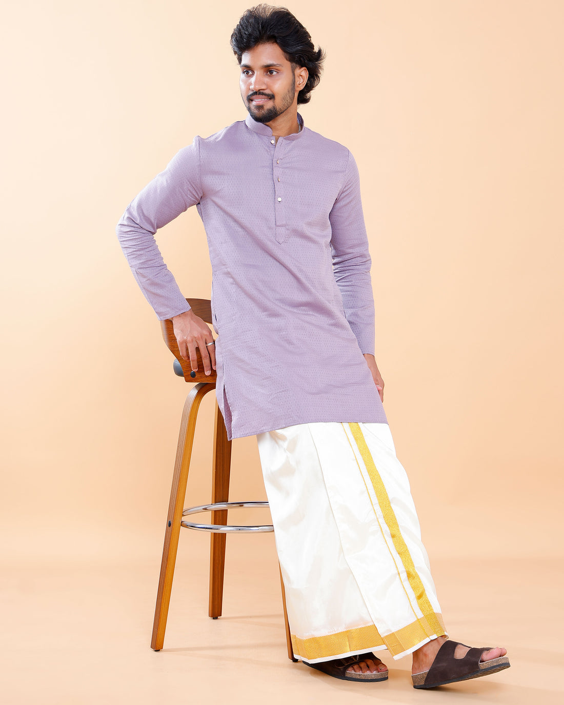 Elegant Men's Woven Design Kurta with Mandarin Collar and Full Sleeves - Lavender