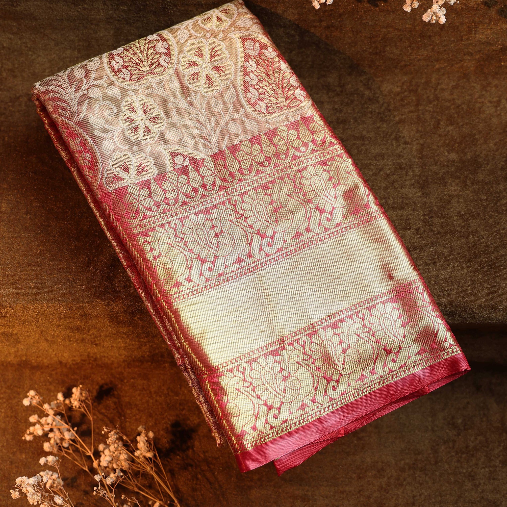 Ethnic Thread Design Litchi Silk Saree - Red