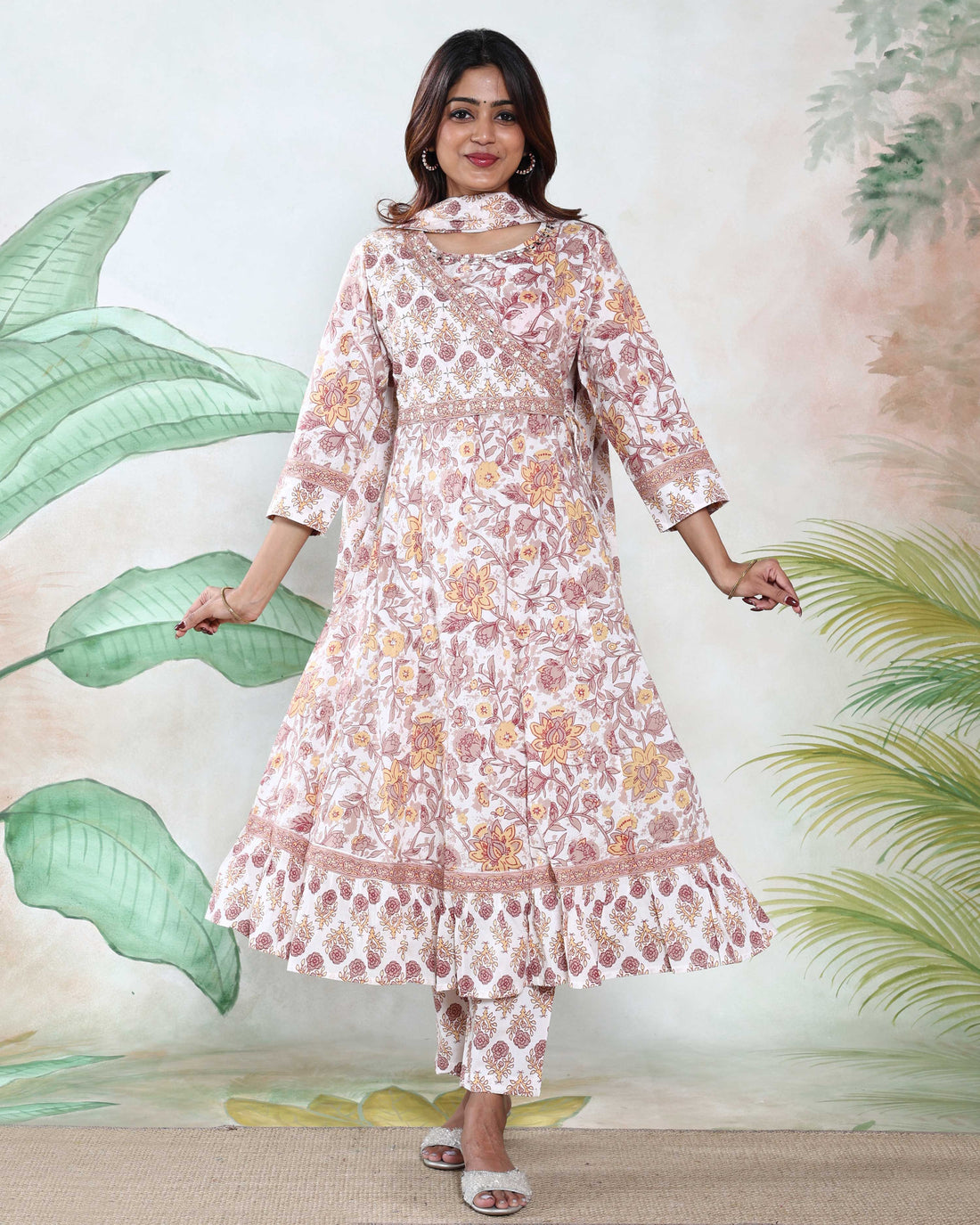 Elegant Floral Printed Women’s Readymade Salwar Suit Set with Straight Kurta Coordinated Pants and Dupatta, Off White
