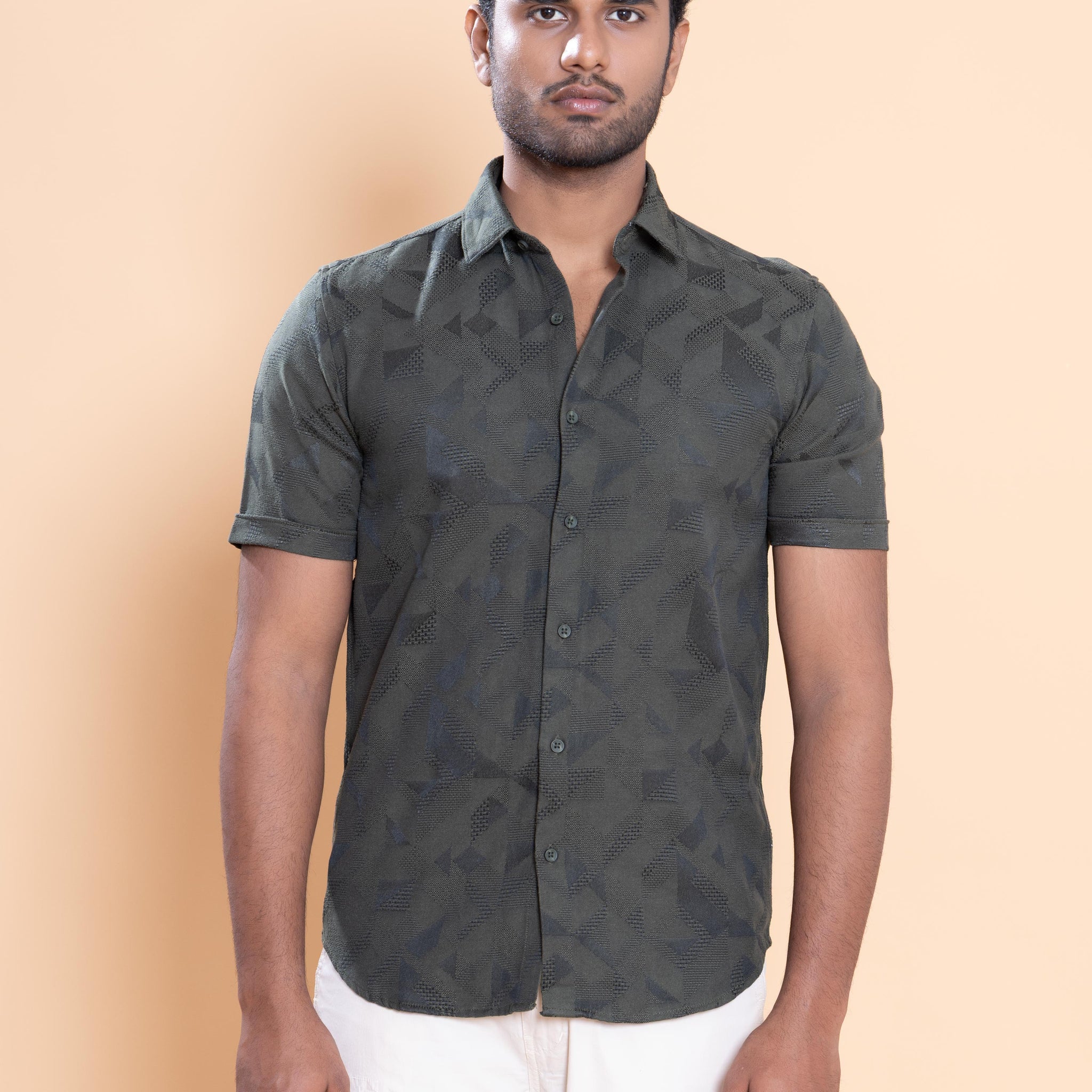 Nativebull Men Solid Half Sleeve Cotton Shirt - Olive Green