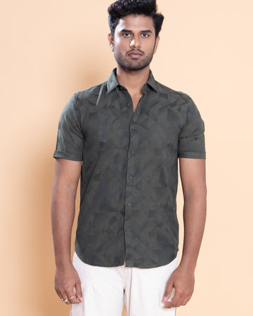 Nativebull Men Solid Half Sleeve Cotton Shirt - Olive Green