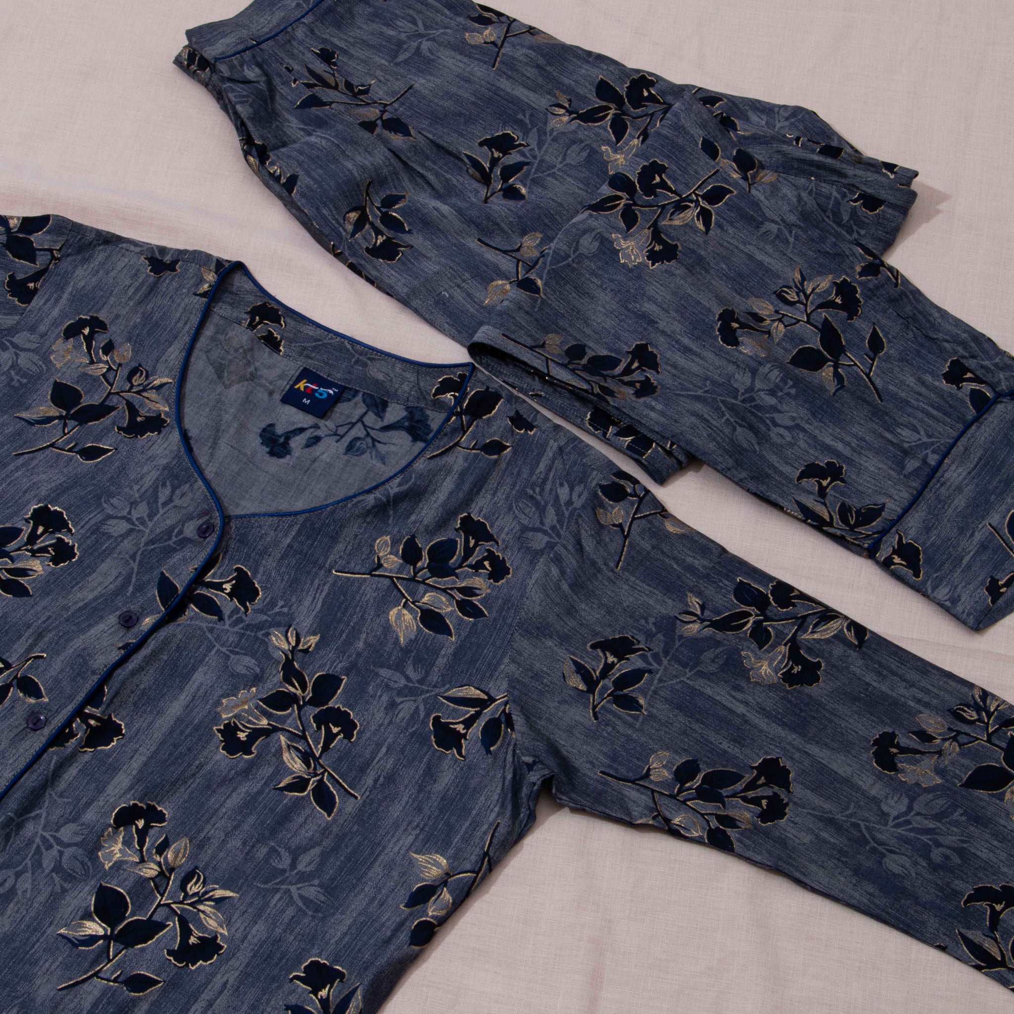 Grey Colour Printed Night Wear