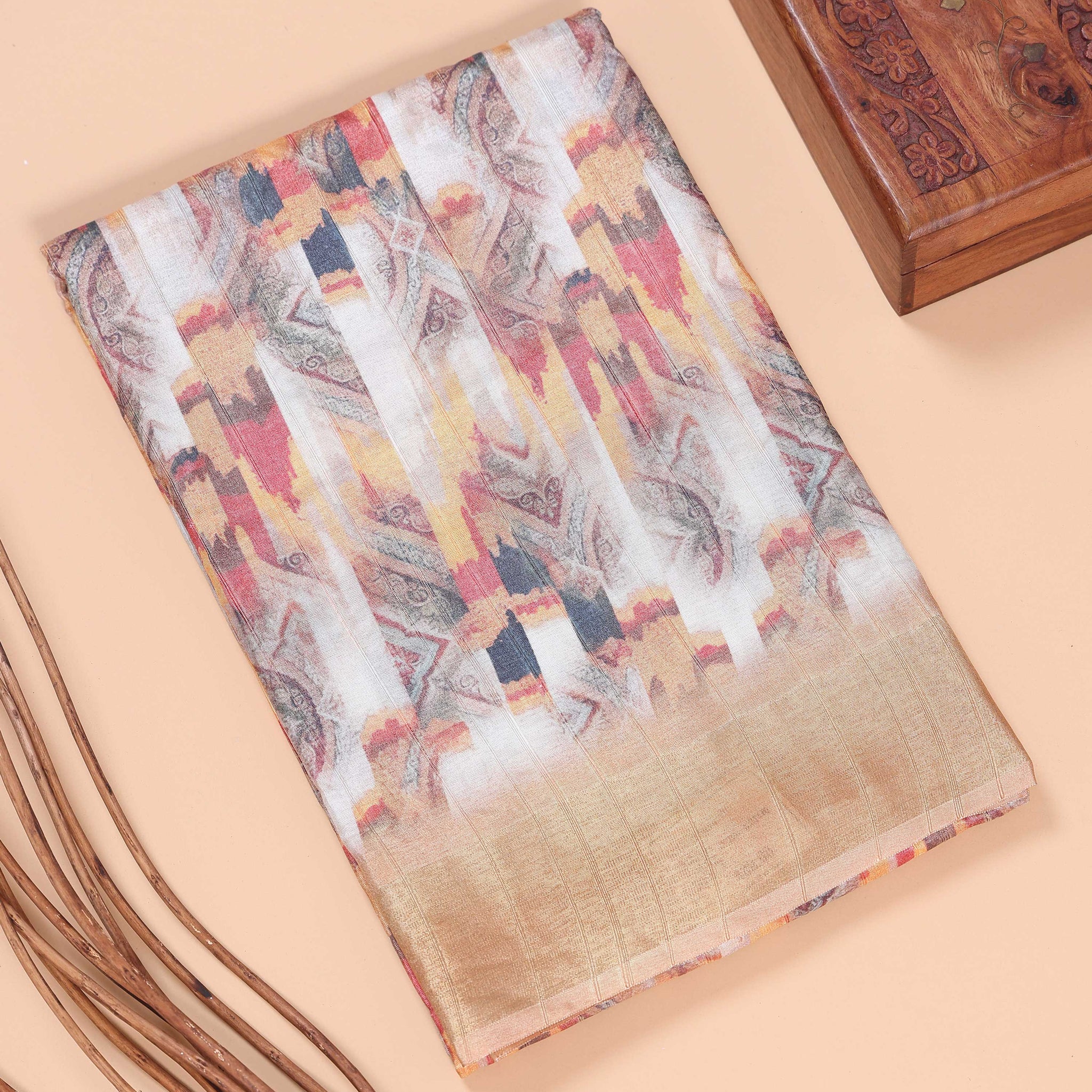 Dola Silk Saree With Woven Border - Multi
