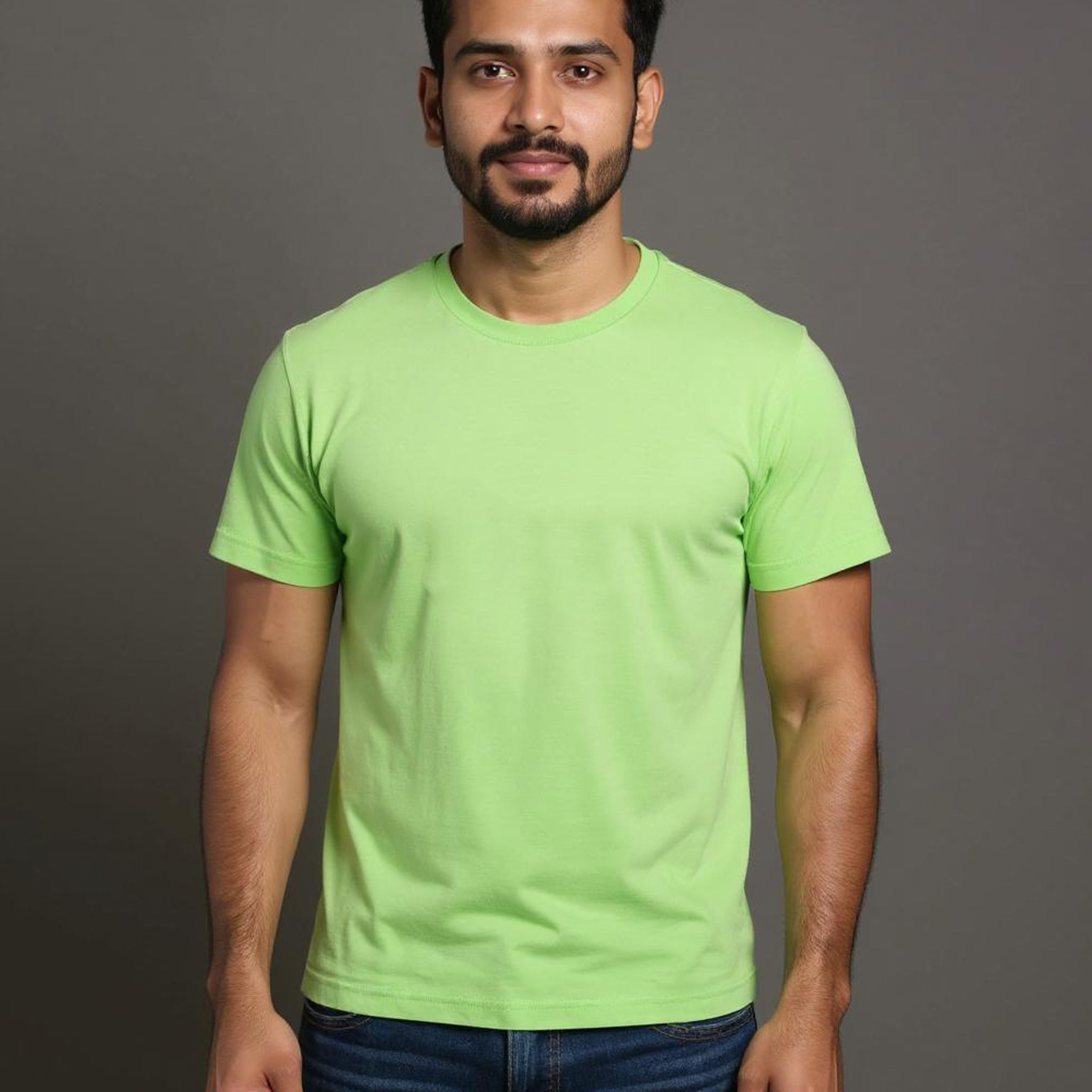 JASE Men's Solid Round Neck Half Sleeve Regular Fit T-Shirt - Green