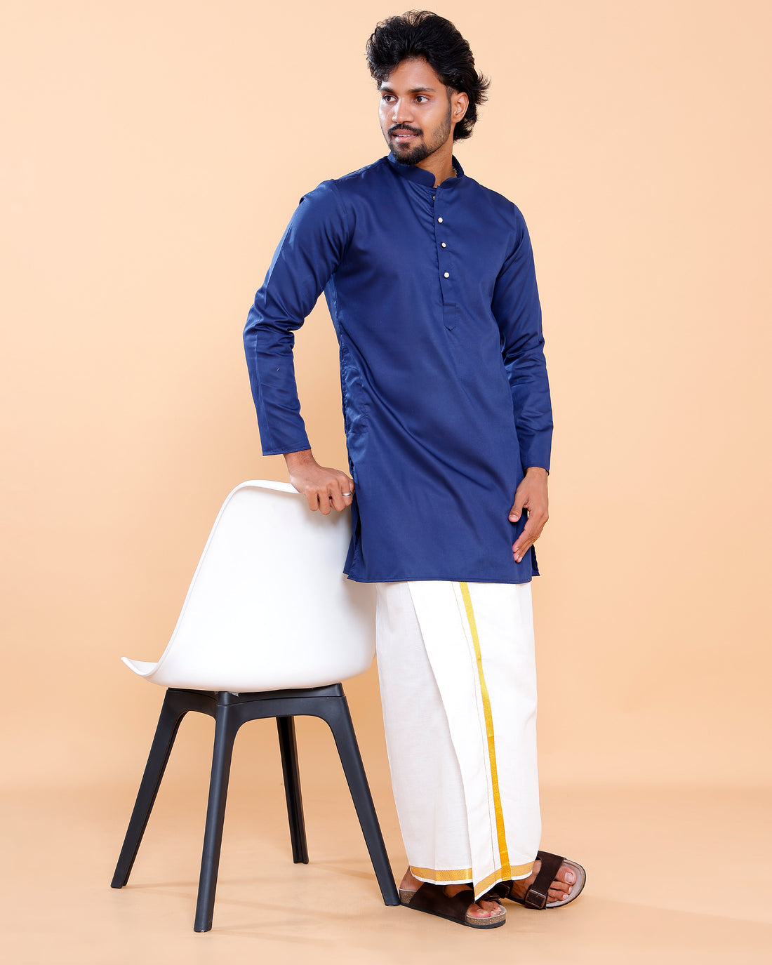 Elegant Men's Solid Mandarin Collar Kurta with Full Sleeves - Blue