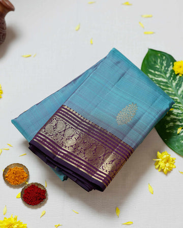 Exquisite Handloom Kanchipuram Pure Silk Saree with Intricate Zari Border and Pallu - Blue