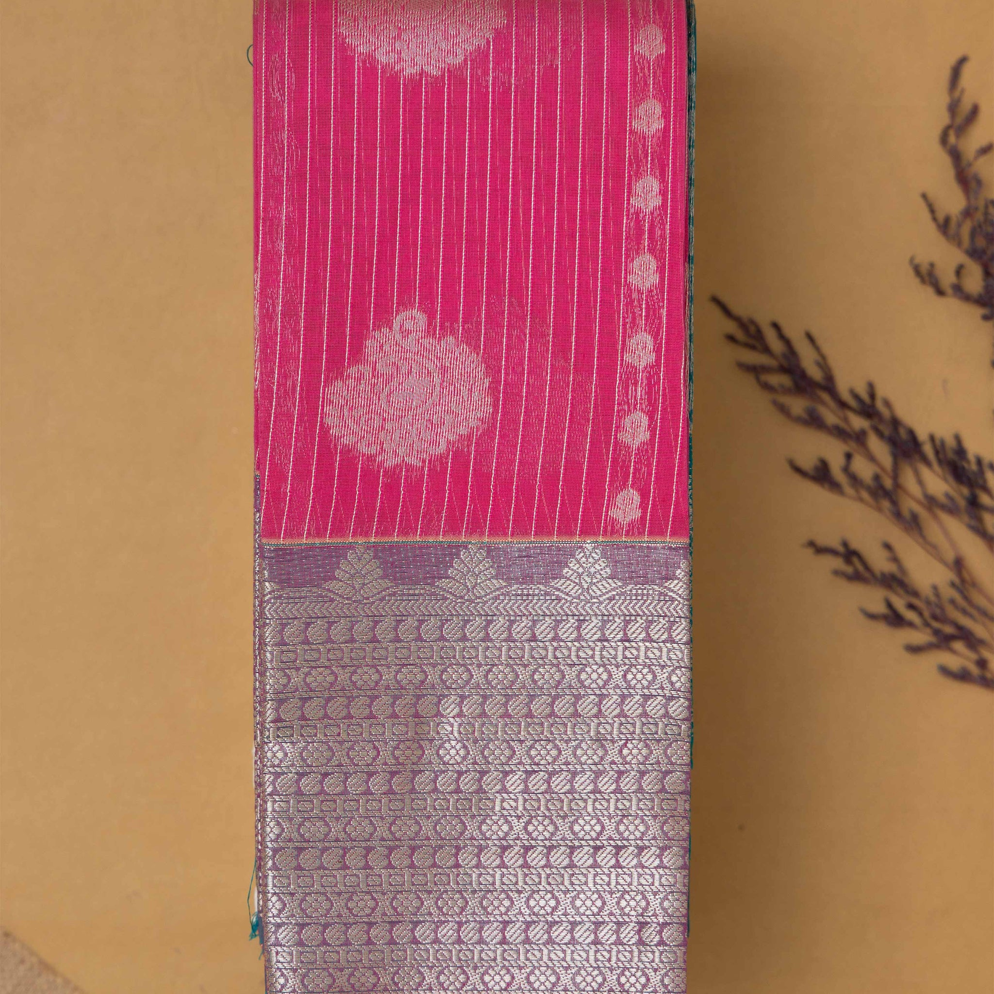 Exquisite Silk Cotton Saree With Striped Design - Pink
