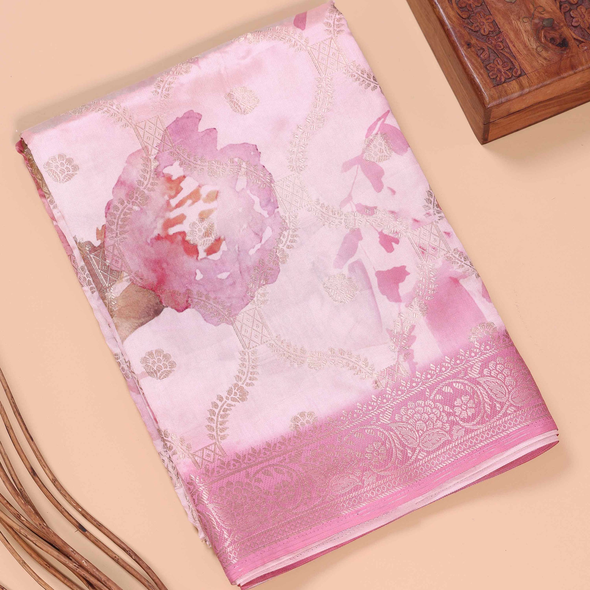 Floral Pattern Dola Silk Saree With Woven Border - Pink