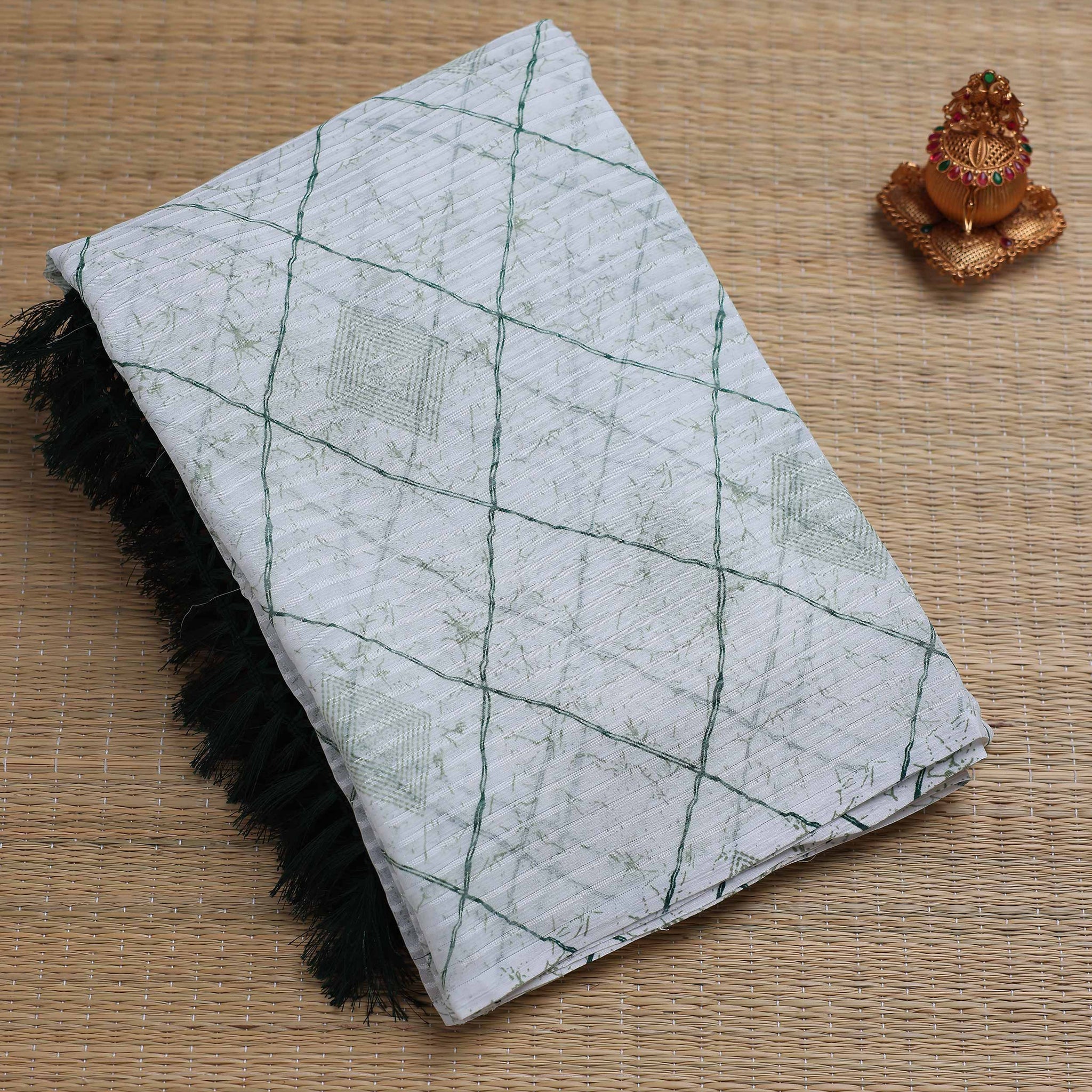 Fancy Saree with Geometric Print & Tassels - Green