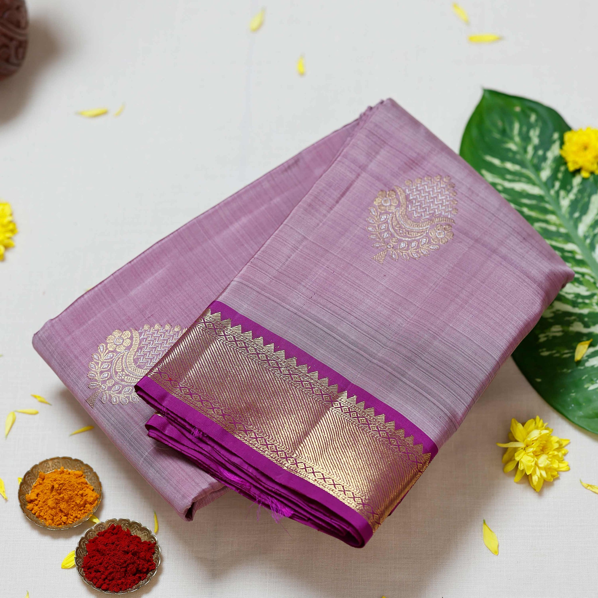 Exquisite Handloom Kanchipuram Pure Silk Saree with Intricate Zari Weave & Traditional Motifs - Purple