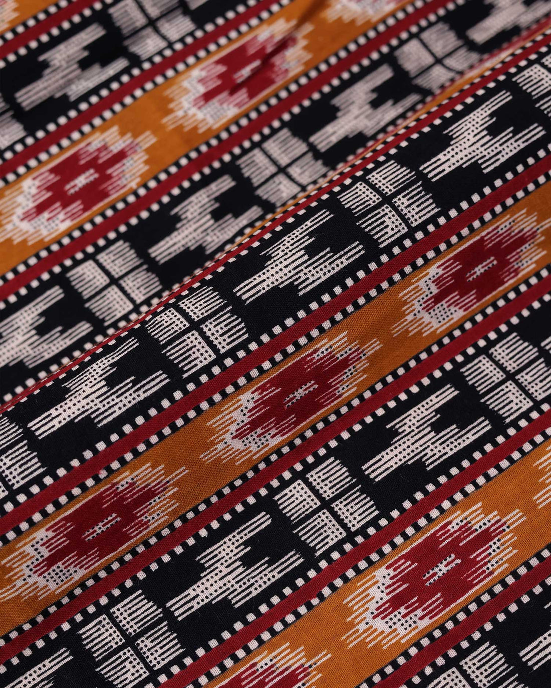 Traditional Ikkat Pattern Women’s 1 Meter Blouse Material – Multi