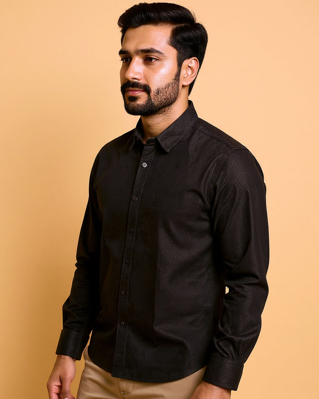 Men's Native Bull Brand Textured Casual Shirt with Spread Collar and Full Sleeves - Black