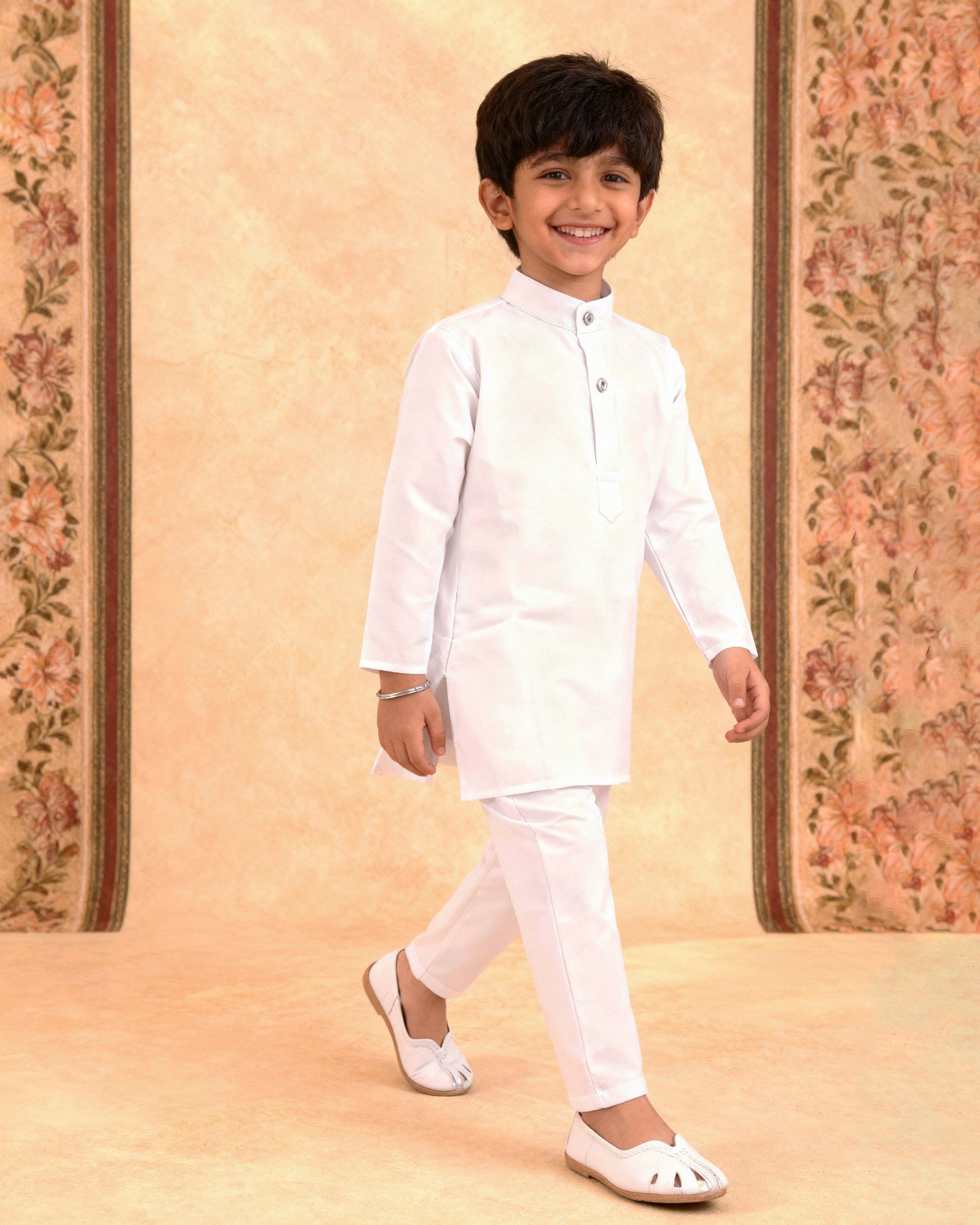 Boys Festive Kurta Set with Mandarin Collar, White