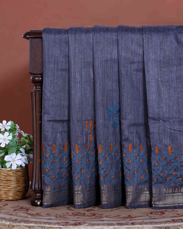 Elegant Kantha Hand Embroidered Saree with Intricate Floral Motif and Contrast Border - Grey