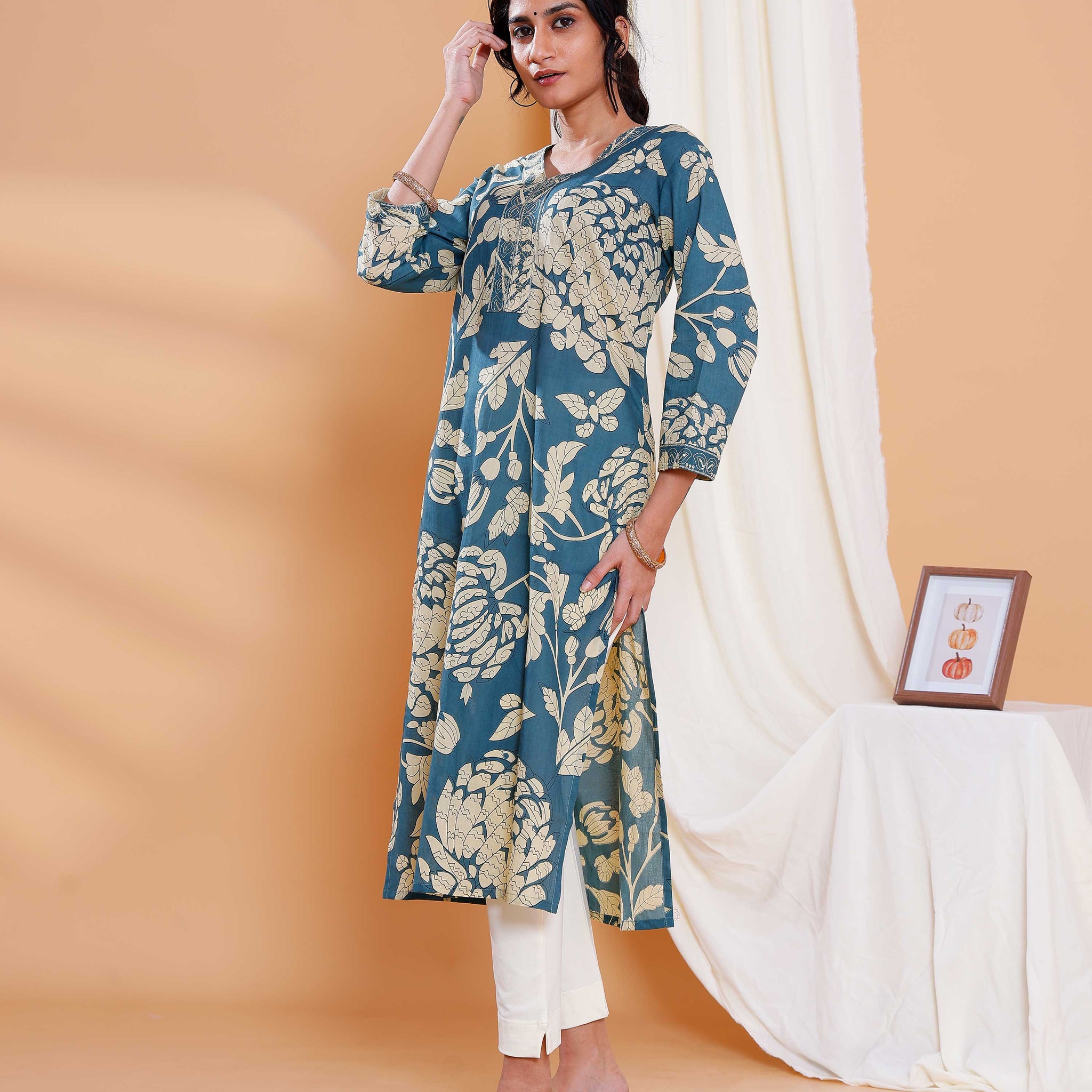 Floral Printed Straight Kurta with V-Neckline and 3/4 Sleeves - Teal