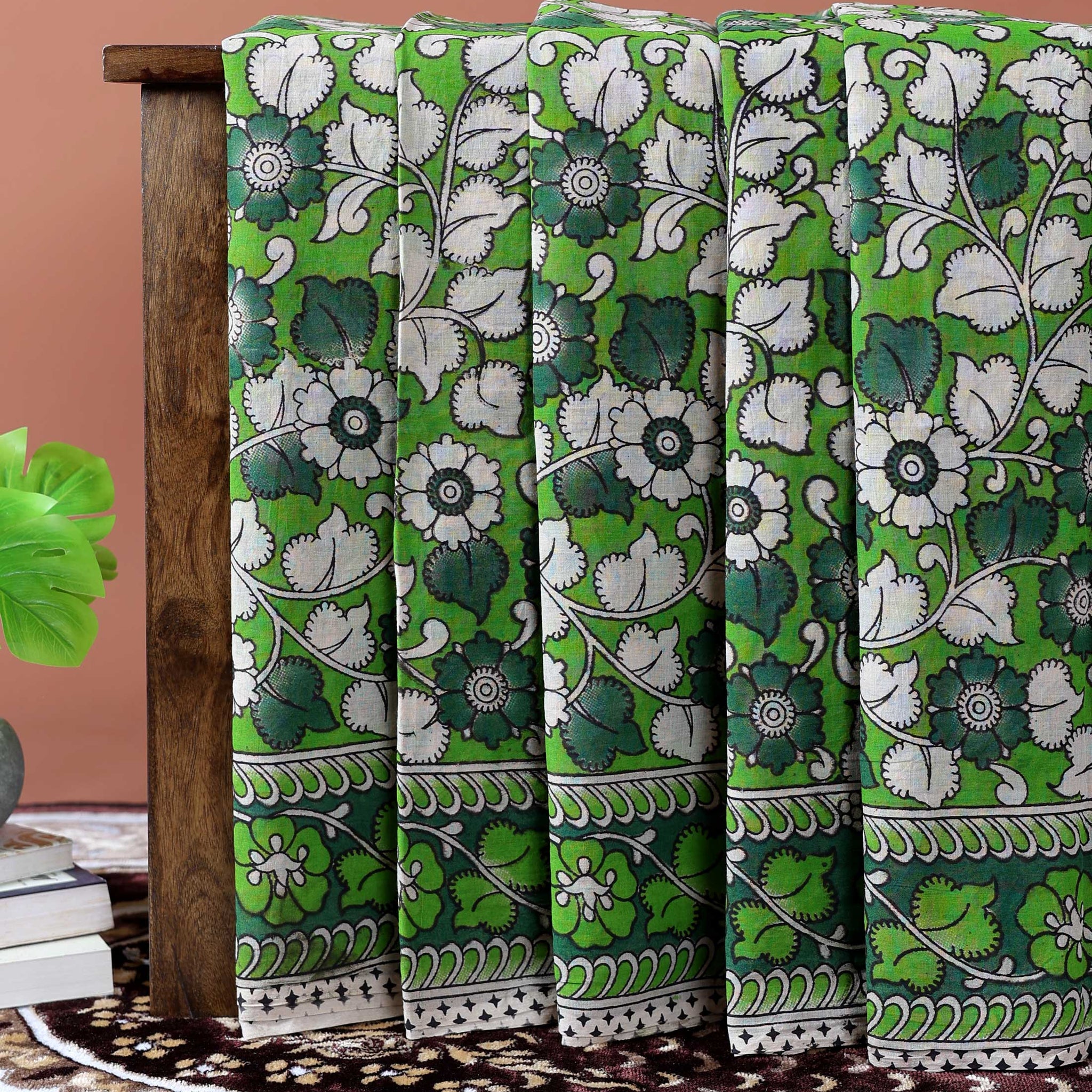 Handcrafted Kalamkari Cotton Saree with Traditional Floral Motifs - Green